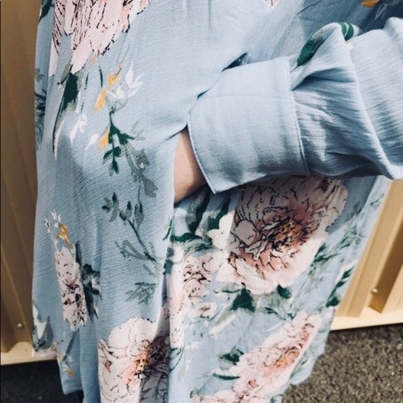 CARLIN | blouse - Picture 5 of 5